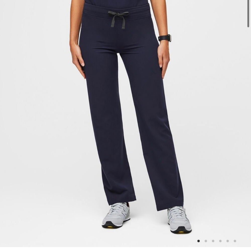 Figs Livingston basic scrub pants navy blue size xxs regular.